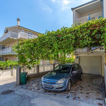 ספליט Lovely Apartment In Stobrec With Wifi מראה חיצוני תמונה