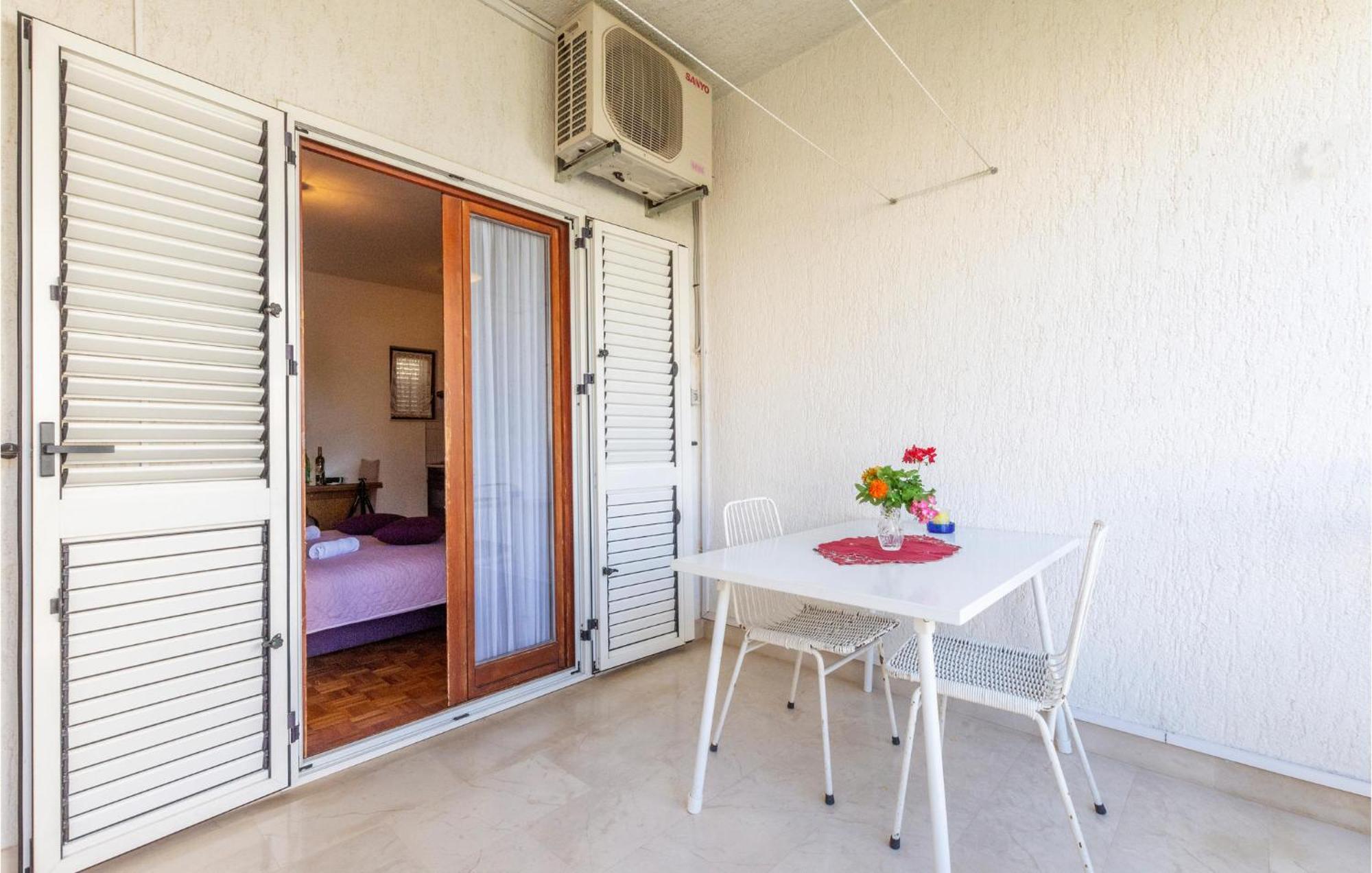 ספליט Lovely Apartment In Stobrec With Wifi מראה חיצוני תמונה